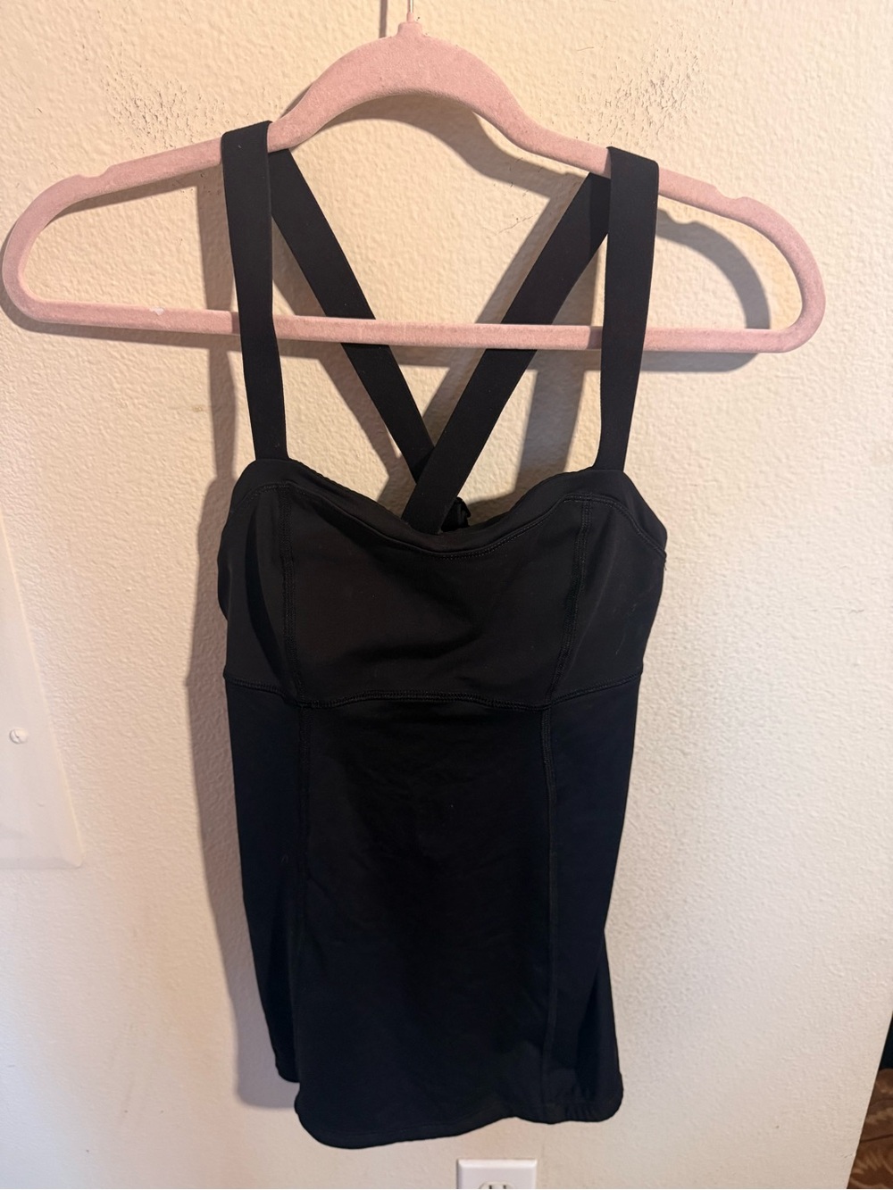 Lululemon Black Cross Back Longline Tank Top Built In Bra Size 4
